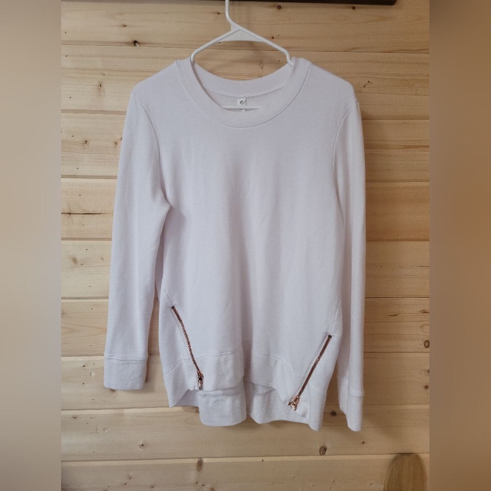 Glyder Adore Long Sleeve in White (with Rose Gold Zipper), Size Medium
